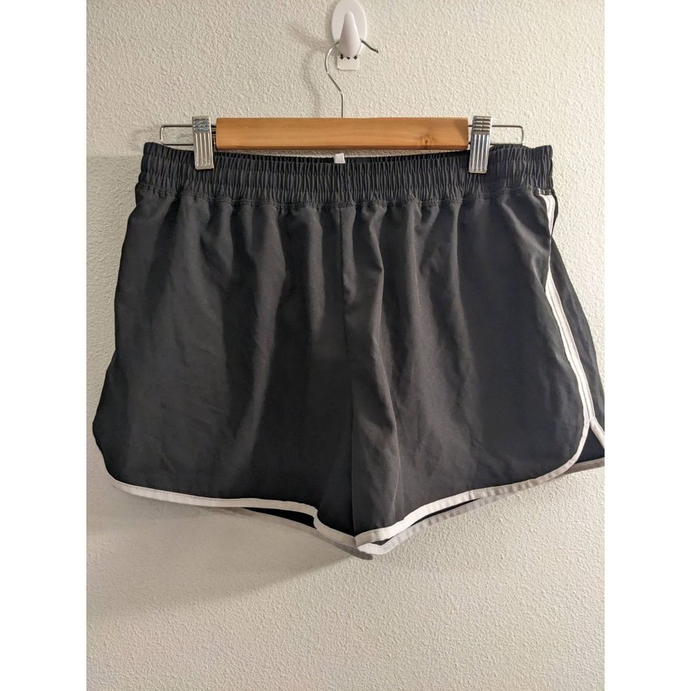Champion Black Women's Shorts Size Medium